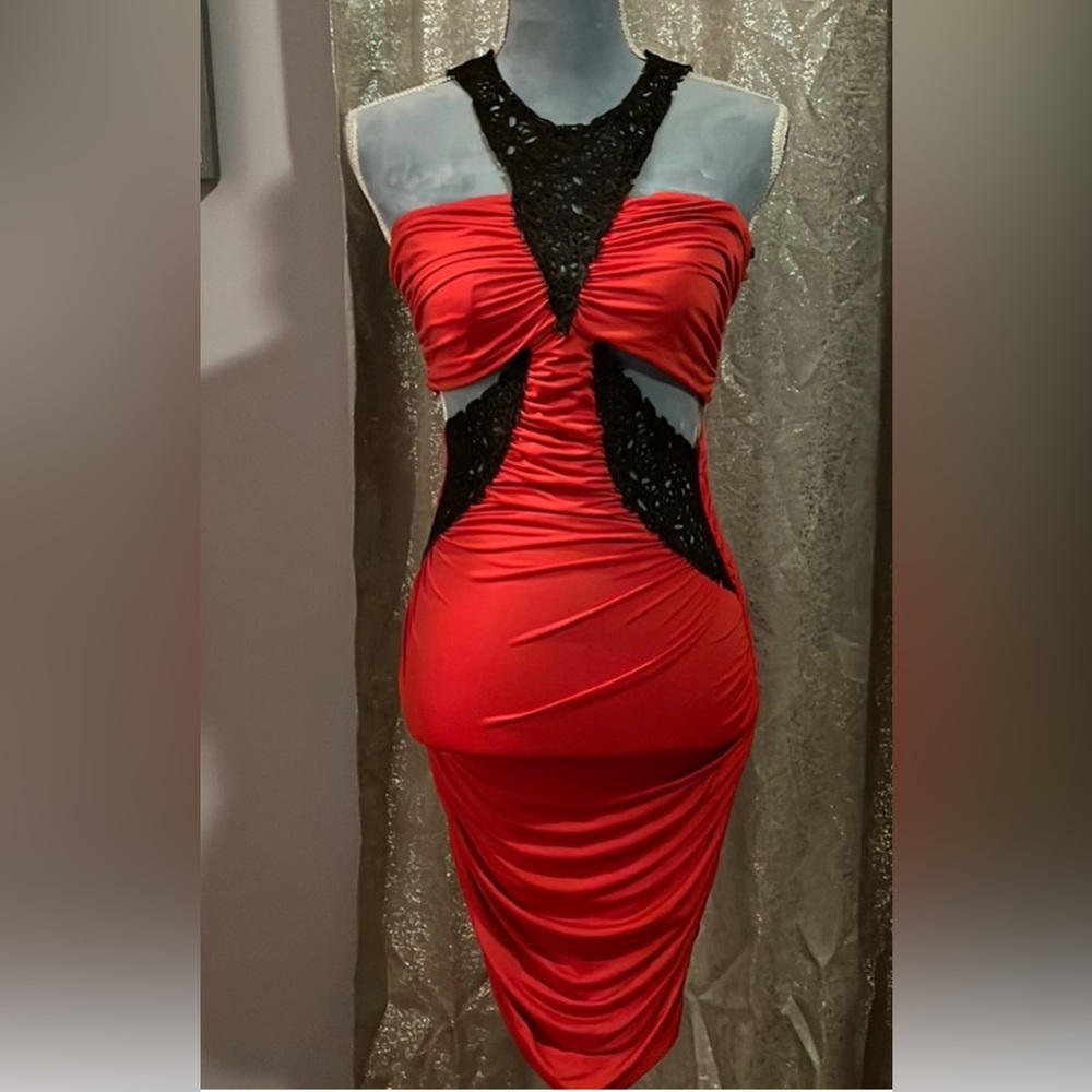 NWT Bebe Club Tropicana Laser Cut Dress size Small